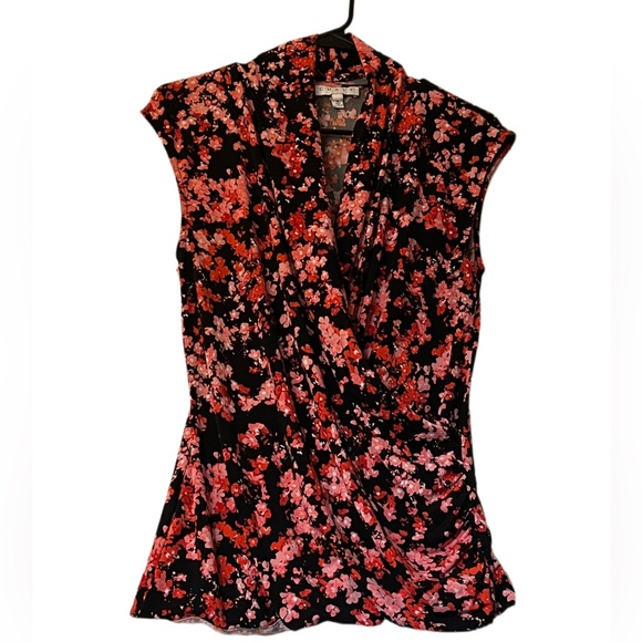 Floral Sleeveless Top around - Picture 1 of 3